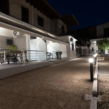 Vasilas Luxury & Hotel