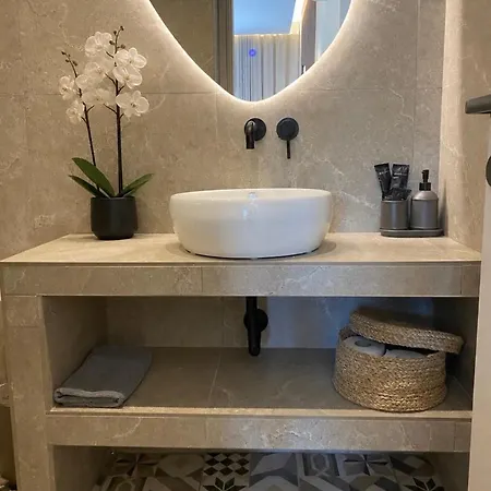 Hotel Vasilas Luxury & Agios Georgios Lichados (Istiaia-Aidipsos)